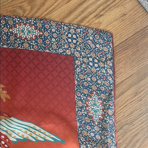 Johnny Was scarf silk peacocks - Picture 4 of 6